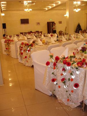 Украшение зала для свадеб цветами недорого цены 