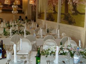 Оформление зала на свадьбу цветами недорого в Москве 