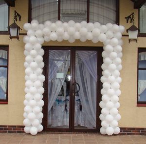 Декор на свадьбу воздушными шарами дешево